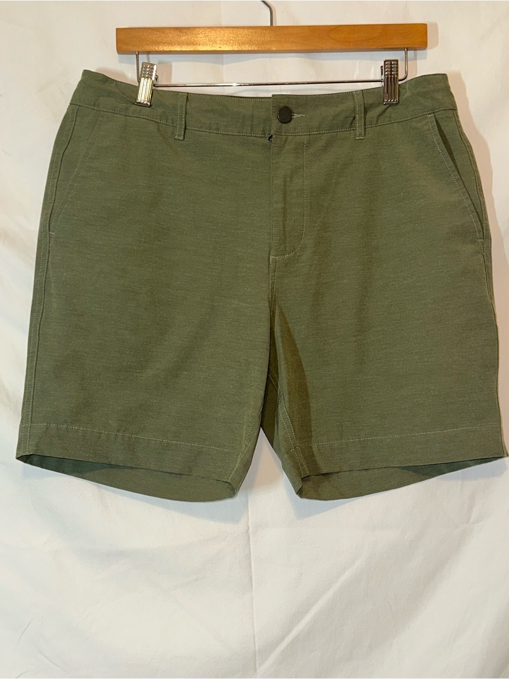 Faherty Olive Green Flat Front Men's Shorts